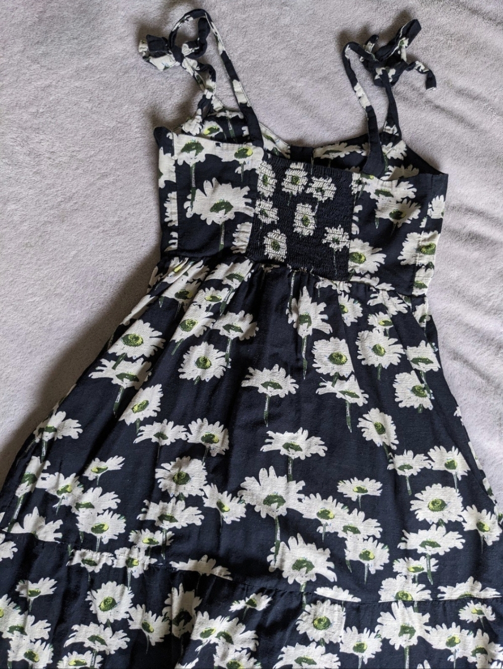 *2/$30* Urban Outfitters Daisy Dress - Picture 5 of 8